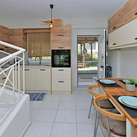 The Sea House 3